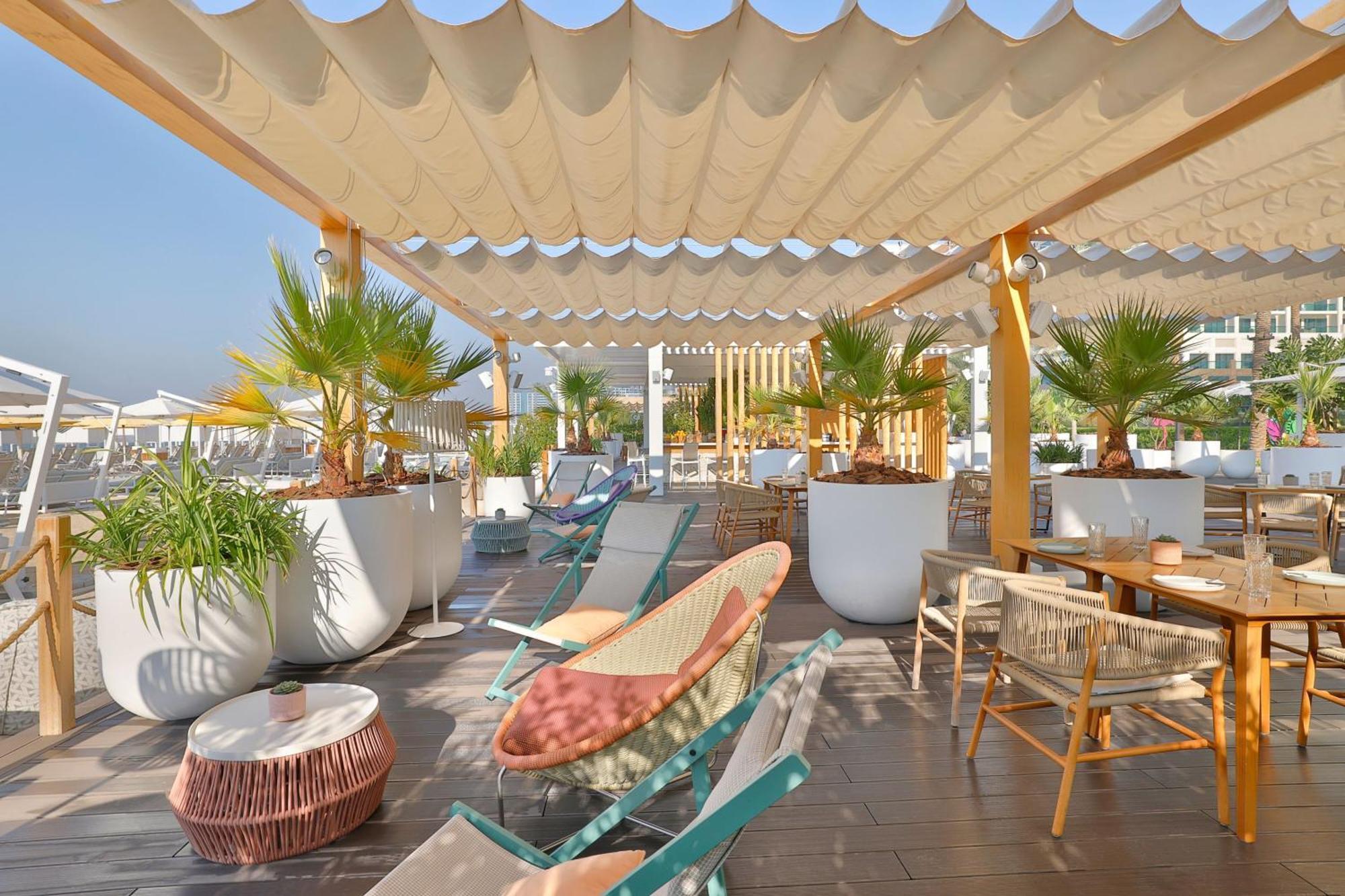 Marriott Resort Palm Jumeirah, Dubai Esterno foto The Sky Bar