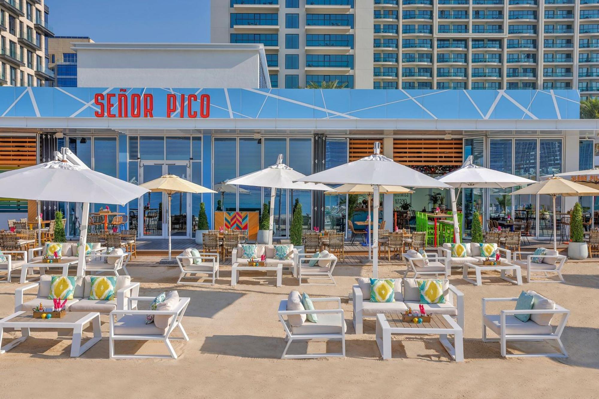 Marriott Resort Palm Jumeirah, Dubai Esterno foto The beach club at the Wynn