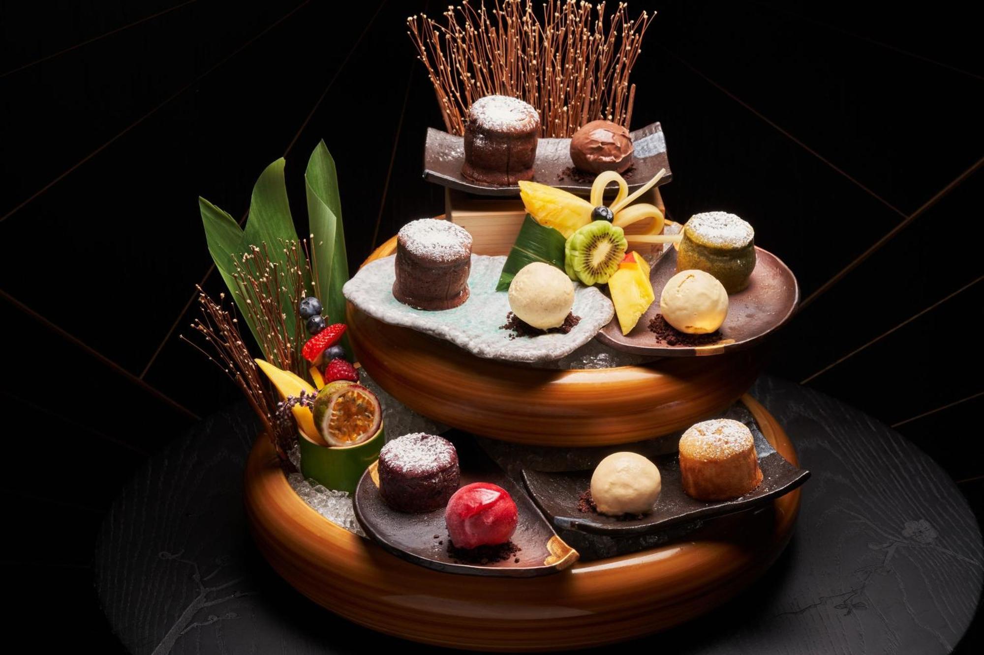 Marriott Resort Palm Jumeirah, Dubai Esterno foto A selection of chocolate truffles