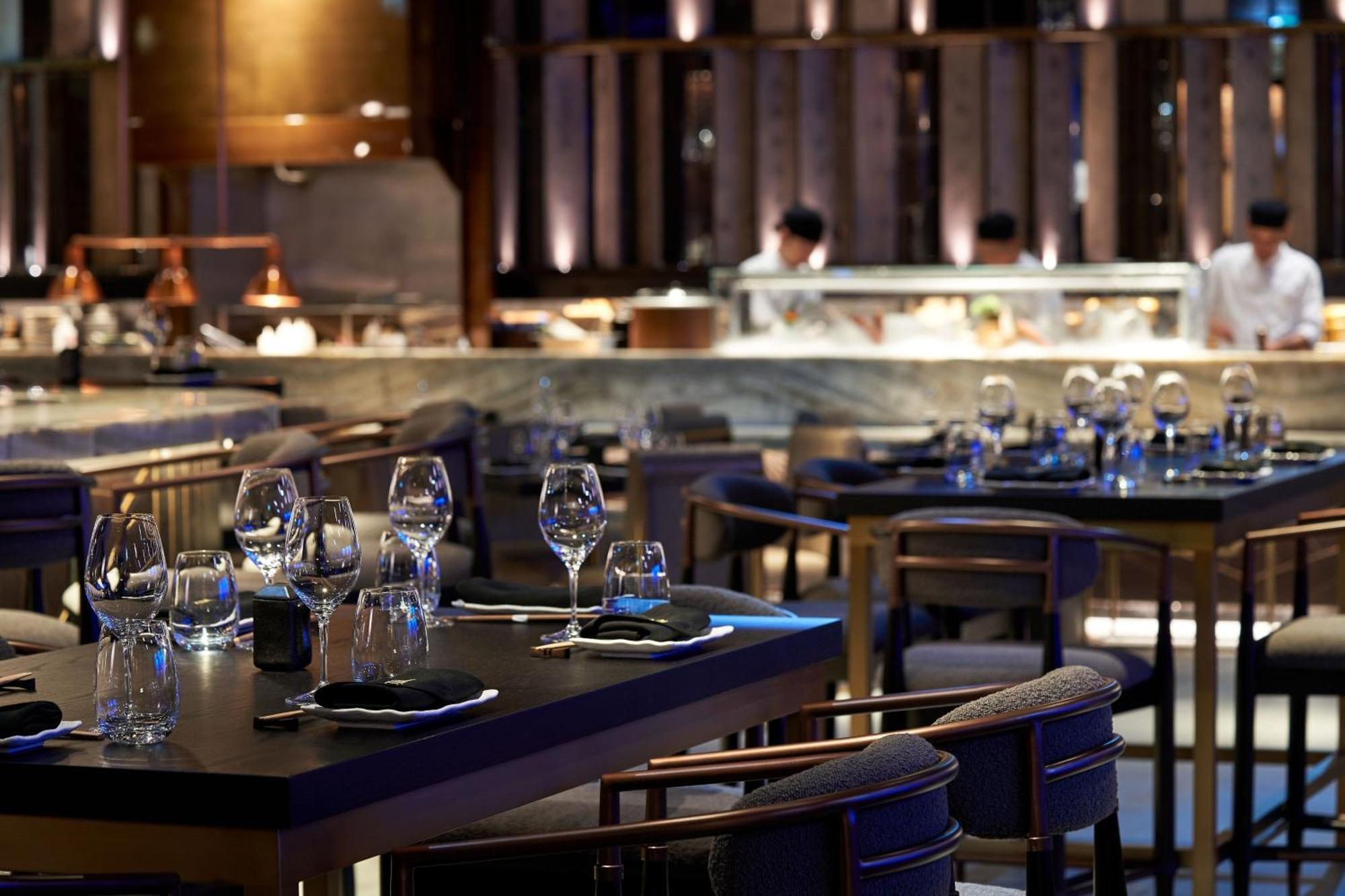 Marriott Resort Palm Jumeirah, Dubai Esterno foto The interior of the restaurant
