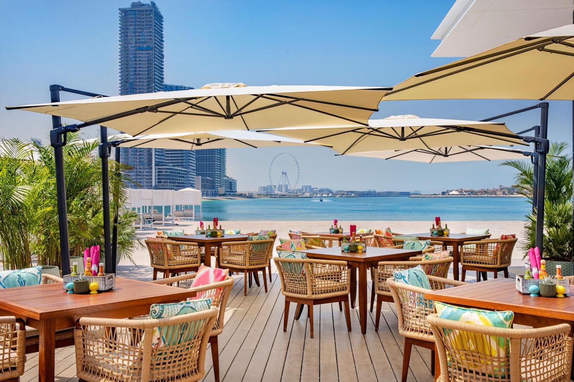 Marriott Resort Palm Jumeirah, Dubai Esterno foto Beach at Jumeirah Beach Hotel