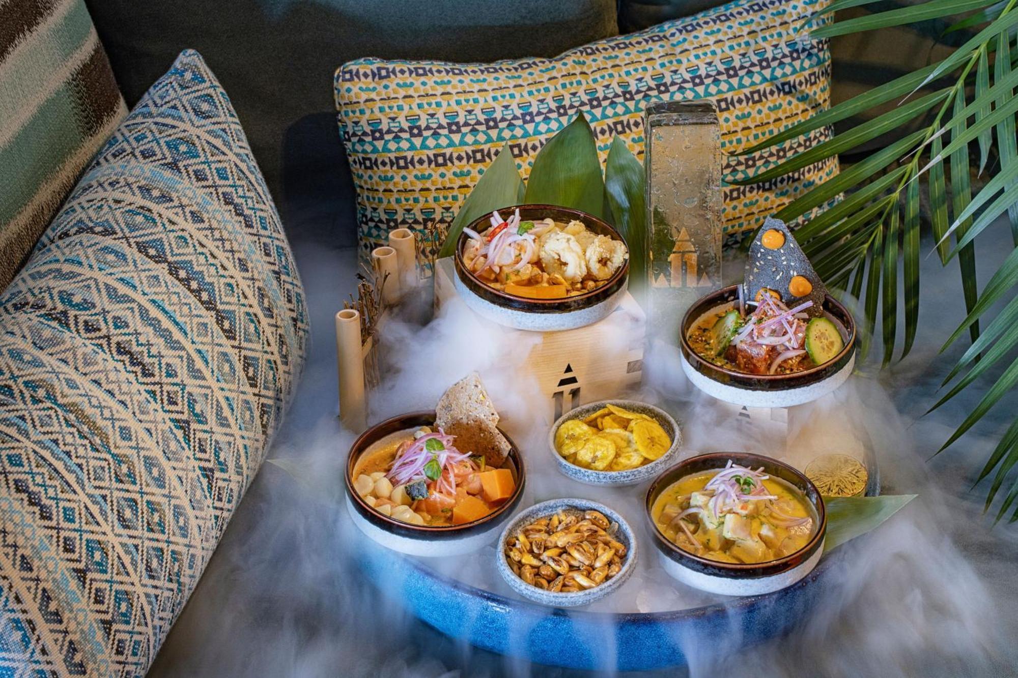 Marriott Resort Palm Jumeirah, Dubai Esterno foto Ceviche at the restaurant